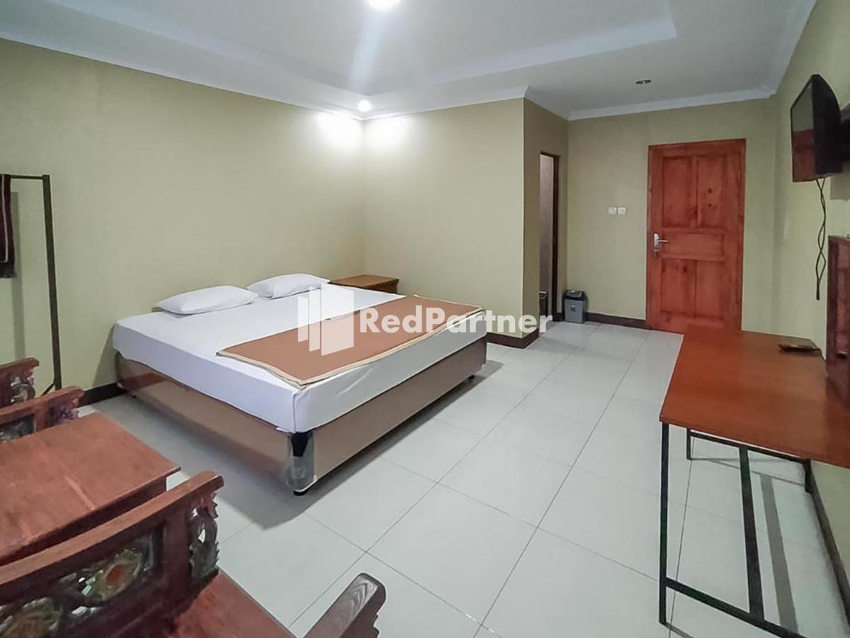 Pertiwi Village Redpartner Paragajen Bagian luar foto